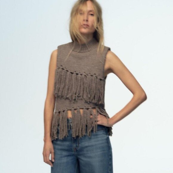 Zara sz M Sweater Vest Knit Sleeveless Top with Fringe Brown Grey EUC - Picture 11 of 13